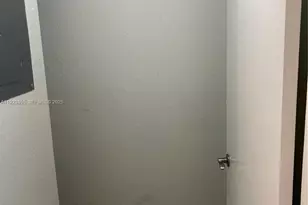 12980 Vista Isles Dr, Sunrise, FL 33325 - Photo 13