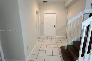 1529 SE 24th Ct, Homestead, FL 33035 - Photo 3