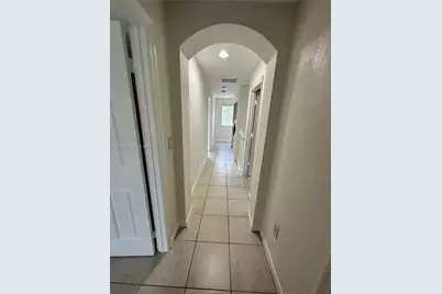 1529 SE 24th Ct #233, Homestead, FL 33035 - Photo 9