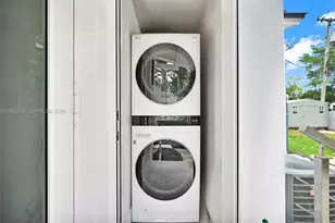 876 NE 81st St, Miami, FL 33138 - Photo 61