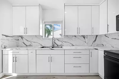 876 NE 81st St, Miami, FL 33138 - Photo 21