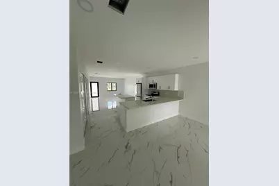 580 SW 10th Ave, Homestead, FL 33030 - Photo 13