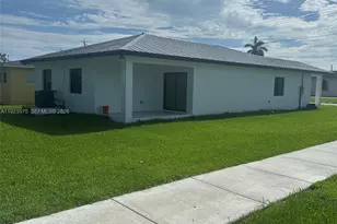 580 SW 10th Ave, Homestead, FL 33030 - Photo 5