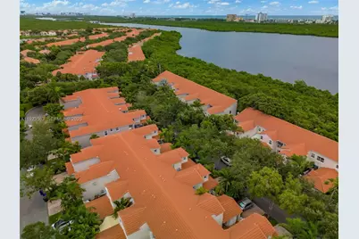 1240 Weeping Willow Way #1240, Hollywood, FL 33019 - Photo 31