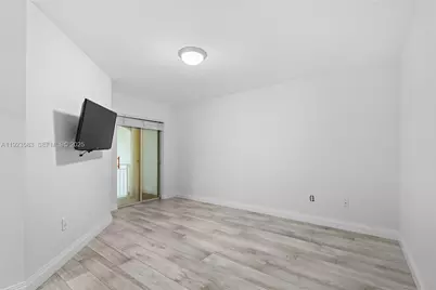 1240 Weeping Willow Way #1240, Hollywood, FL 33019 - Photo 25