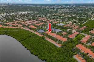 1240 Weeping Willow Way, Hollywood, FL 33019 - Photo 35