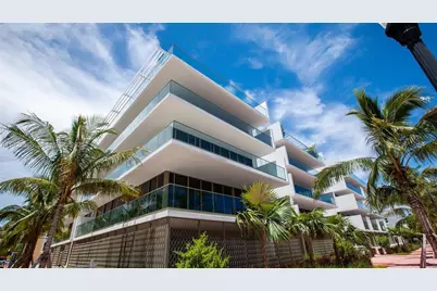 300 Collins Ave #PH2, Miami Beach, FL 33139 - Photo 17