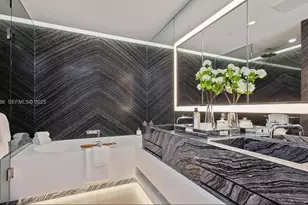 300 Collins Ave, Miami Beach, FL 33139 - Photo 9