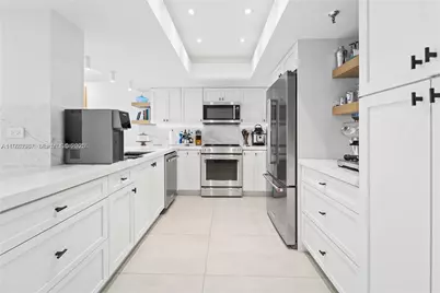 520 Brickell Key Dr #A713, Miami, FL 33131 - Photo 7