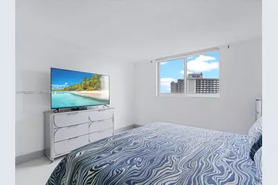 19370 E Collins Ave #625, Sunny Isles Beach, FL 33160 - Photo 9