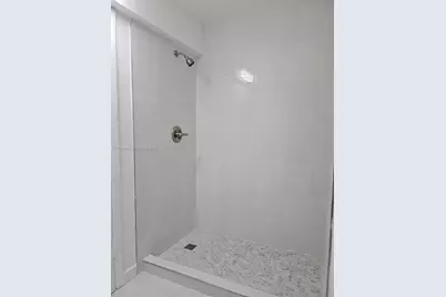 325 NW 72nd Ave #301, Miami, FL 33126 - Photo 11