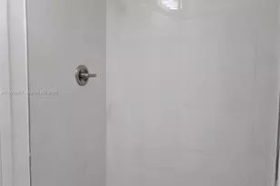 325 NW 72nd Ave, Miami, FL 33126 - Photo 11