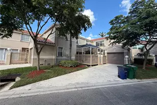 10935 Neptune Dr, Cooper City, FL 33026 - Photo 3
