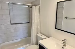 7727 SW 86th St, Miami, FL 33143 - Photo 9