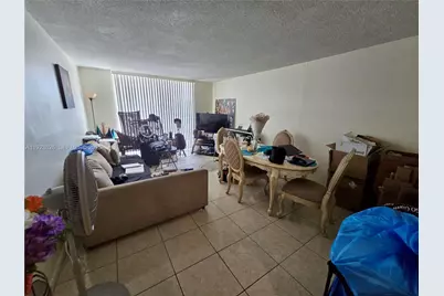 498 NW 165th St Rd #D-405, Miami, FL 33169 - Photo 3