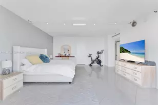 19500 Turnberry Way, Aventura, FL 33180 - Photo 3