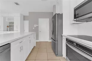 13940 SW 127th Ct, Miami, FL 33186 - Photo 13