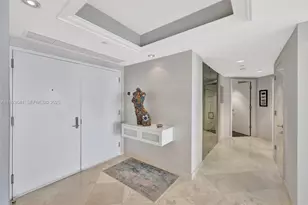 7000 Island Blvd, Aventura, FL 33160 - Photo 19