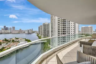 7000 Island Blvd, Aventura, FL 33160 - Photo 15