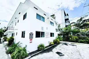 828 SW 2nd St, Miami, FL 33130 - Photo 1