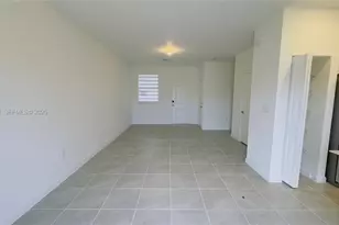 2755 SE 25th Ave, Homestead, FL 33035 - Photo 9