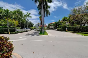 55 Ocean Ln Dr, Key Biscayne, FL 33149 - Photo 21
