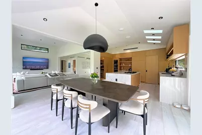 7425 Belle Meade Blvd, Miami, FL 33138 - Photo 25