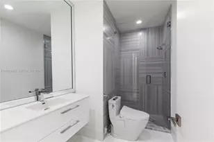 17875 Collins Ave, Sunny Isles Beach, FL 33160 - Photo 49
