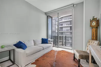 55 SW 9th St #4403, Miami, FL 33130 - Photo 17