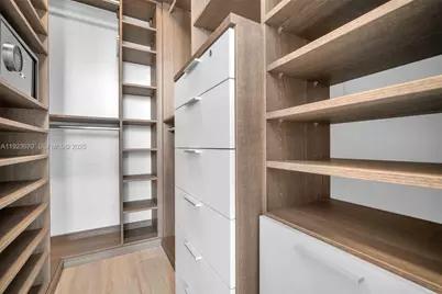 55 SW 9th St #4403, Miami, FL 33130 - Photo 39