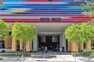 55 SW 9th St, Miami, FL 33130 - Photo 15