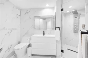 4000 Island Blvd, Aventura, FL 33160 - Photo 43