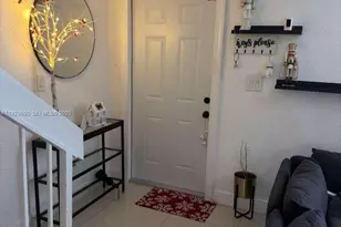 550 SW 115th Ave, Sweetwater, FL 33174 - Photo 7