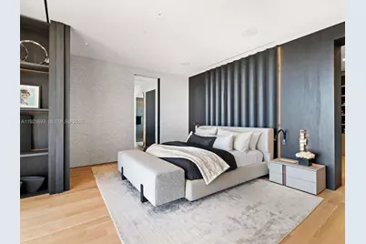 800 S Pointe Dr #801, Miami Beach, FL 33139 - Photo 13