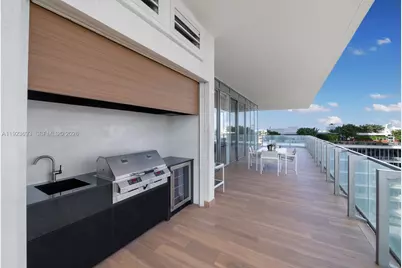 800 S Pointe Dr #801, Miami Beach, FL 33139 - Photo 33