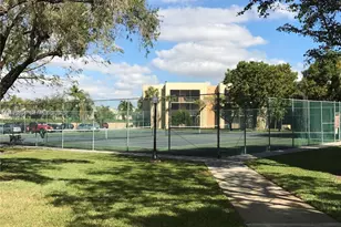 8075 SW 107th Ave, Miami, FL 33173 - Photo 19