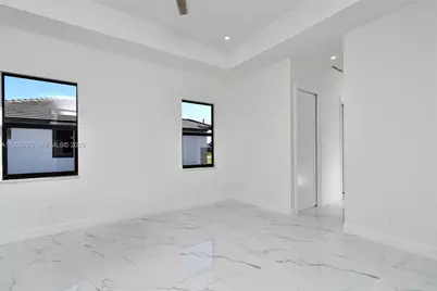 843 S Burns Ave S, Lehigh Acres, FL 33974 - Photo 21