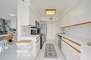 3600 Mystic Point Dr, Aventura, FL 33180 - Photo 39