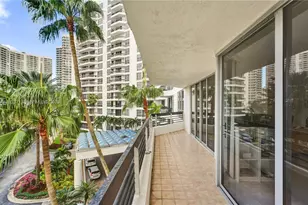 3600 Mystic Point Dr, Aventura, FL 33180 - Photo 7