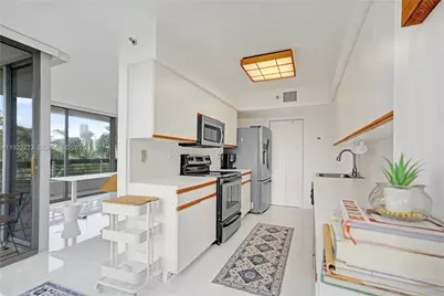 3600 Mystic Point Drive #507, Aventura, FL 33180 - Photo 41