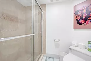 3600 Mystic Point Dr, Aventura, FL 33180 - Photo 27