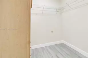 15875 SW 149th Ln, Miami, FL 33196 - Photo 15