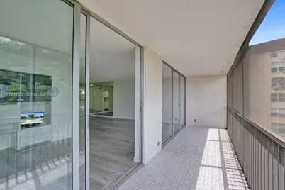 3821 Environ Blvd #403, Lauderhill, FL 33319 - Photo 29