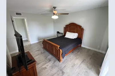 4800 Hillcrest Ln #408, Hollywood, FL 33021 - Photo 15