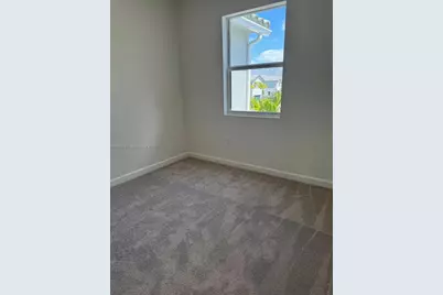 18426 SW 2nd St, Pembroke Pines, FL 33029 - Photo 3