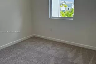 18426 SW 2nd St, Pembroke Pines, FL 33029 - Photo 3