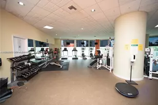16400 Collins Ave, Sunny Isles Beach, FL 33160 - Photo 37