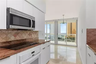 16400 Collins Ave, Sunny Isles Beach, FL 33160 - Photo 17