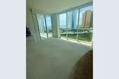 16400 Collins Ave #942, Sunny Isles Beach, FL 33160 - Photo 17