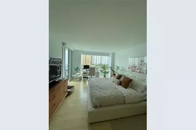 16400 Collins Ave #942, Sunny Isles Beach, FL 33160 - Photo 15